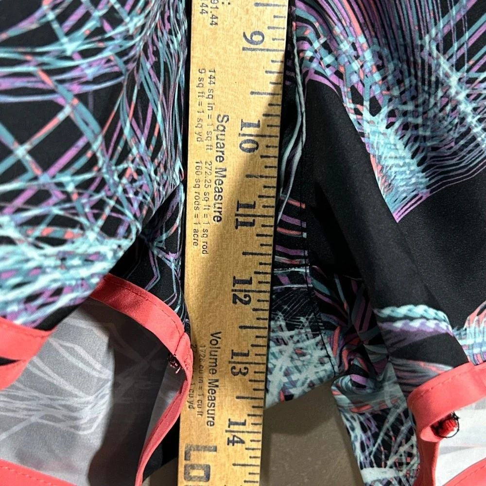Nike Dri-FIT Running Shorts Women's Small Tempo‎ Abstract Geometric Print